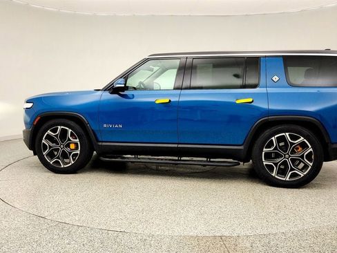 Used 2024 Rivian R1S Adventure AWD/4WD image 8