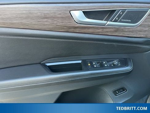 Used 2024 Volkswagen Atlas SEL Premium R-Line image 43