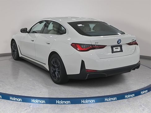 Used 2023 BMW i4 eDrive35 image 8