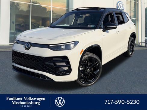 New 2026 Volkswagen Tiguan SE R-Line AWD/4WD image 1