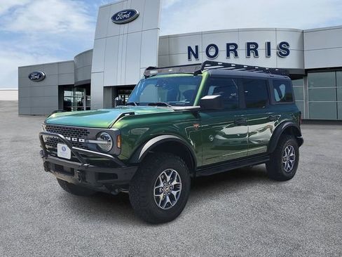 Certified 2022 Ford Bronco Badlands AWD/4WD image 2