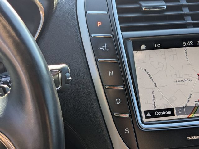 Used 2019 Lincoln Nautilus Reserve FWD image 19