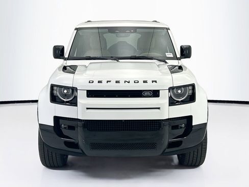 New 2026 Land Rover Defender 110 X-Dynamic SE AWD/4WD image 2