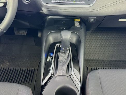 Used 2025 Toyota Corolla SE w/ SE Premium Package image 37