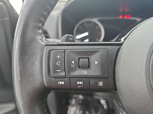 Certified 2023 Nissan Rogue SV w/ SV Premium B Package FWD image 17