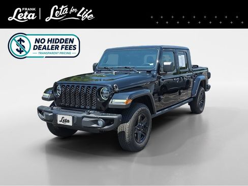 Used 2021 Jeep Gladiator Sport AWD/4WD image 1