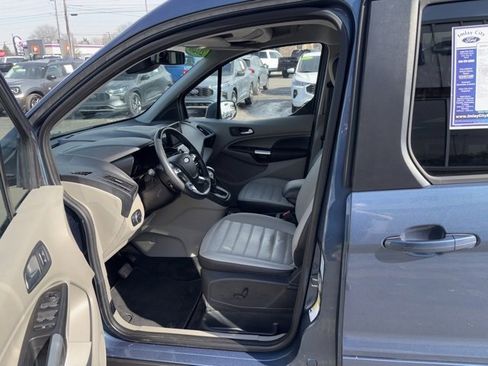 Used 2020 Ford Transit Connect Titanium w/ Trailer Tow Package image 20