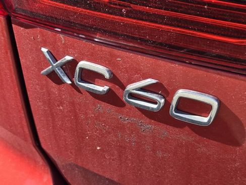 Used 2023 Volvo XC60 B5 Plus w/ Protection Package Premier FWD image 11