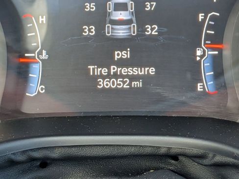 Used 2023 Jeep Compass Altitude image 30