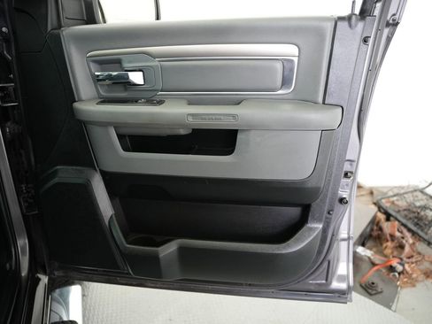 Used 2018 RAM 1500 Lone Star image 50