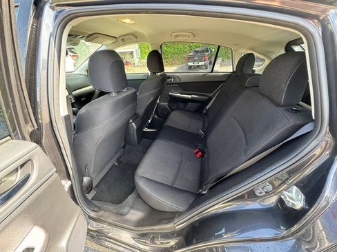 Used 2015 Subaru Crosstrek 2.0i Premium AWD/4WD image 7