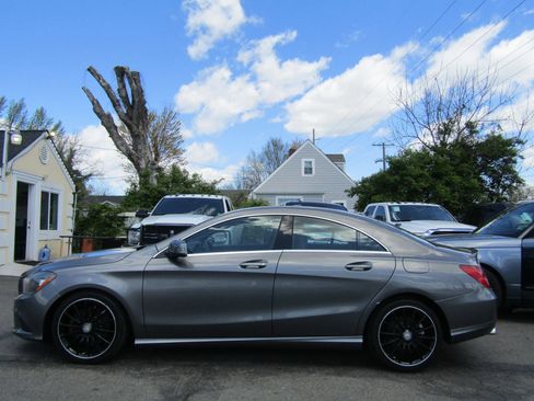 Used 2014 Mercedes-Benz CLA 250 image 4
