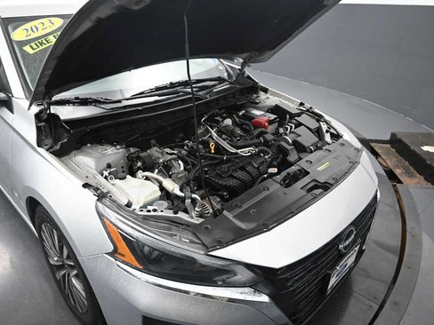 Used 2023 Nissan Altima 2.5 SV FWD image 38