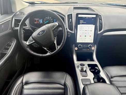 Certified 2024 Ford Edge SEL AWD/4WD image 12