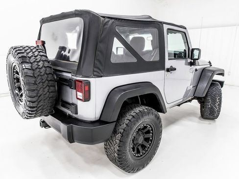 Used 2014 Jeep Wrangler Sport AWD/4WD image 7