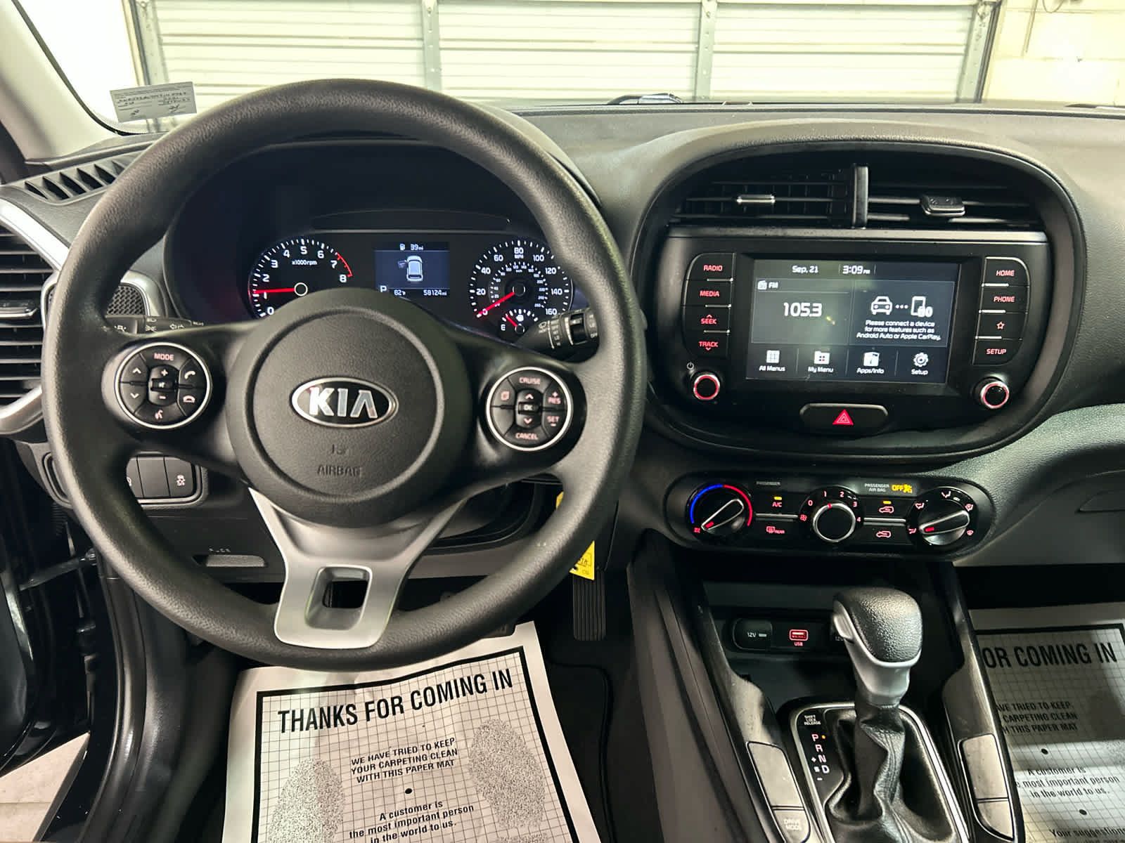 Used 2021 Kia Soul LX FWD image 8