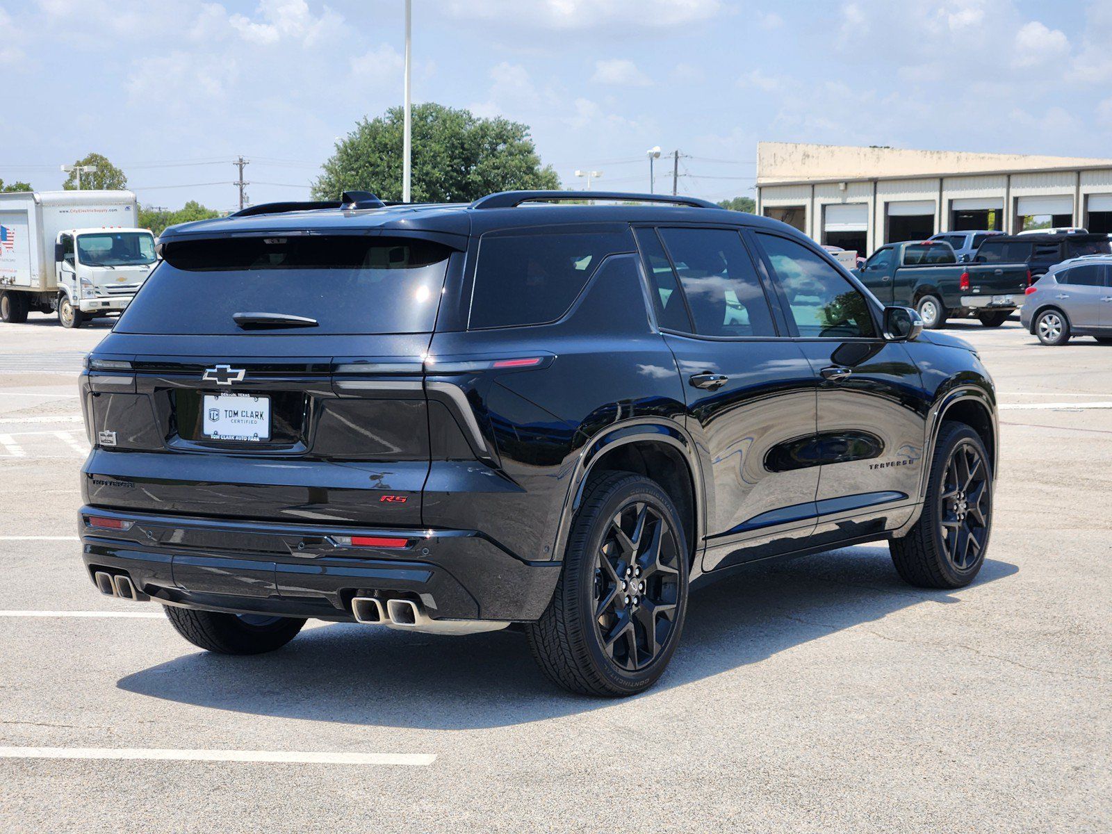 Used 2026 Chevrolet Traverse RS w/ LPO, Floor Liner Package FWD image 5