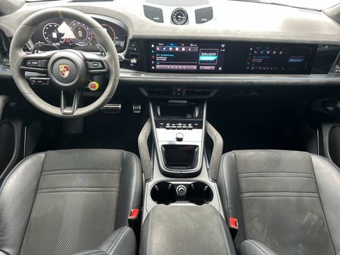 Used 2024 Porsche Cayenne Turbo GT AWD/4WD image 14
