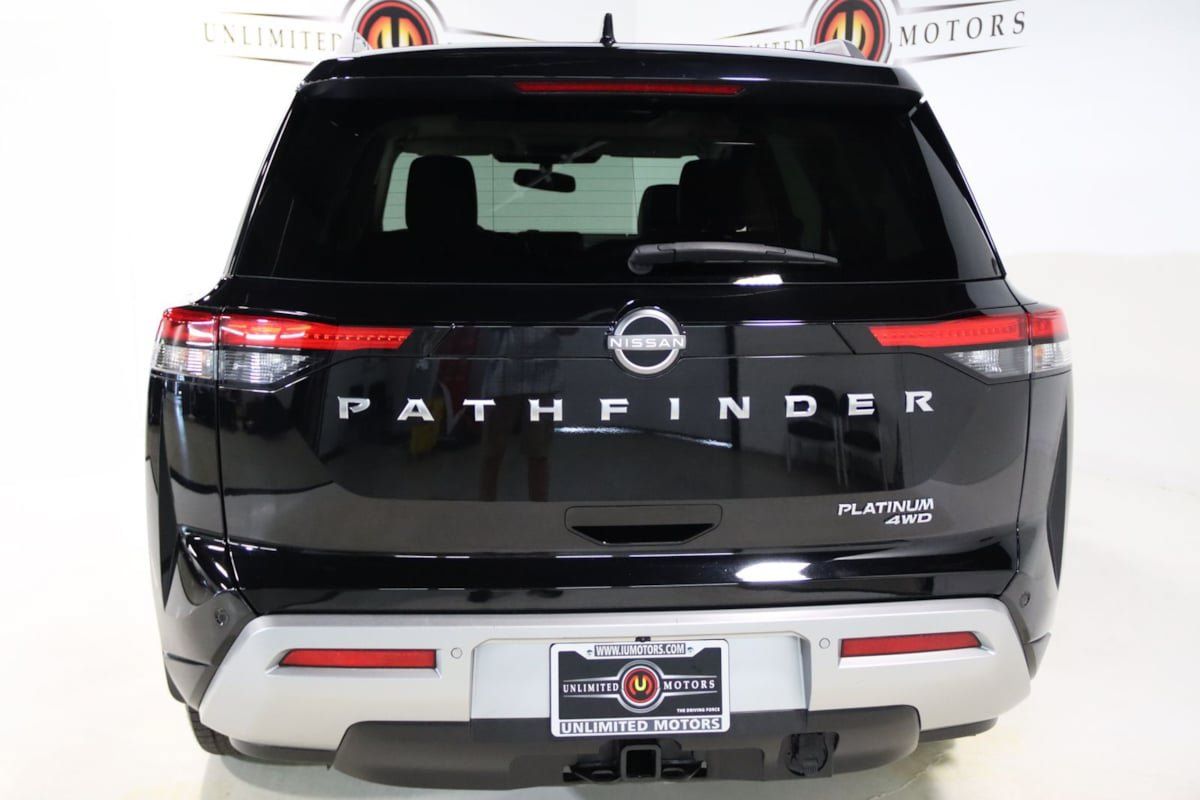 Used 2022 Nissan Pathfinder Platinum AWD/4WD image 29