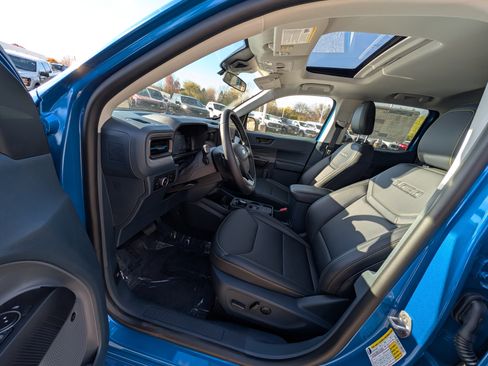 New 2025 Ford Maverick Lobo AWD/4WD image 6