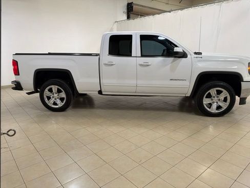 Used 2016 GMC Sierra 1500 SLE w/ SLE Value Package AWD/4WD image 7