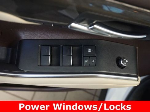 Used 2020 Toyota Highlander Platinum image 5