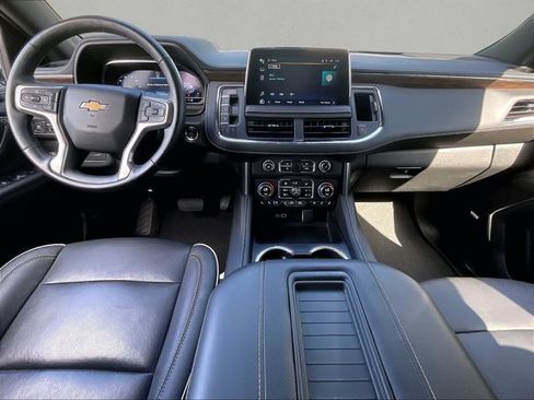 Used 2024 Chevrolet Tahoe Premier w/ Premium Package 2 RWD image 16