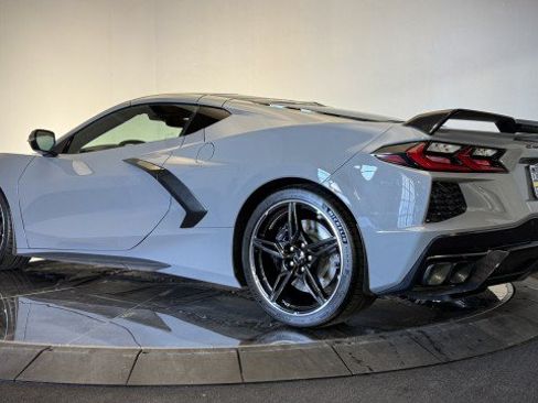Used 2024 Chevrolet Corvette Stingray Premium Cpe w/ Z51 Performance Package RWD image 24