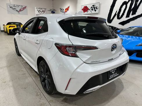 Used 2021 Toyota Corolla XSE image 3