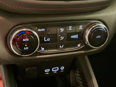 Used 2023 Chevrolet TrailBlazer RS w/ Convenience Package AWD/4WD image 24