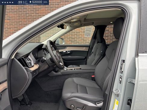 New 2026 Volvo XC90 B6 Plus w/ Protection Package image 15