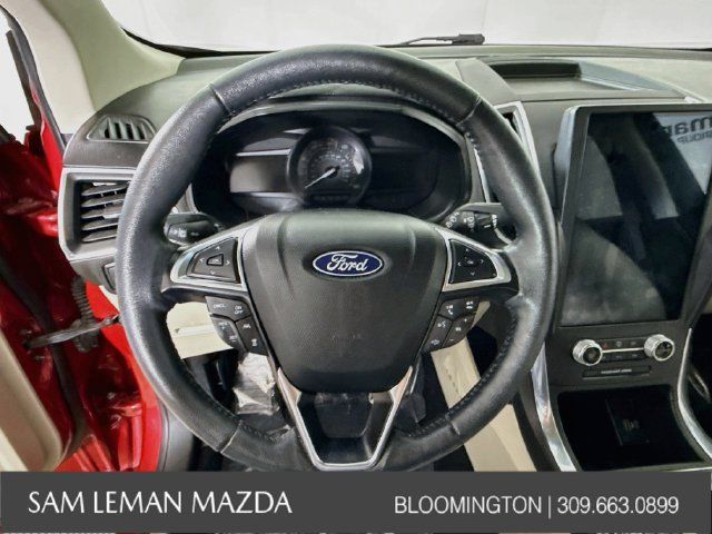 Used 2022 Ford Edge Titanium AWD/4WD image 11