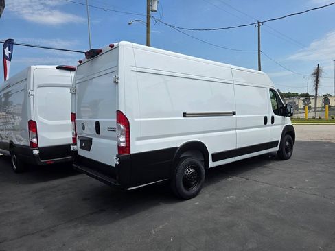 Used 2025 RAM ProMaster 3500 w/ Convenience Group FWD image 6