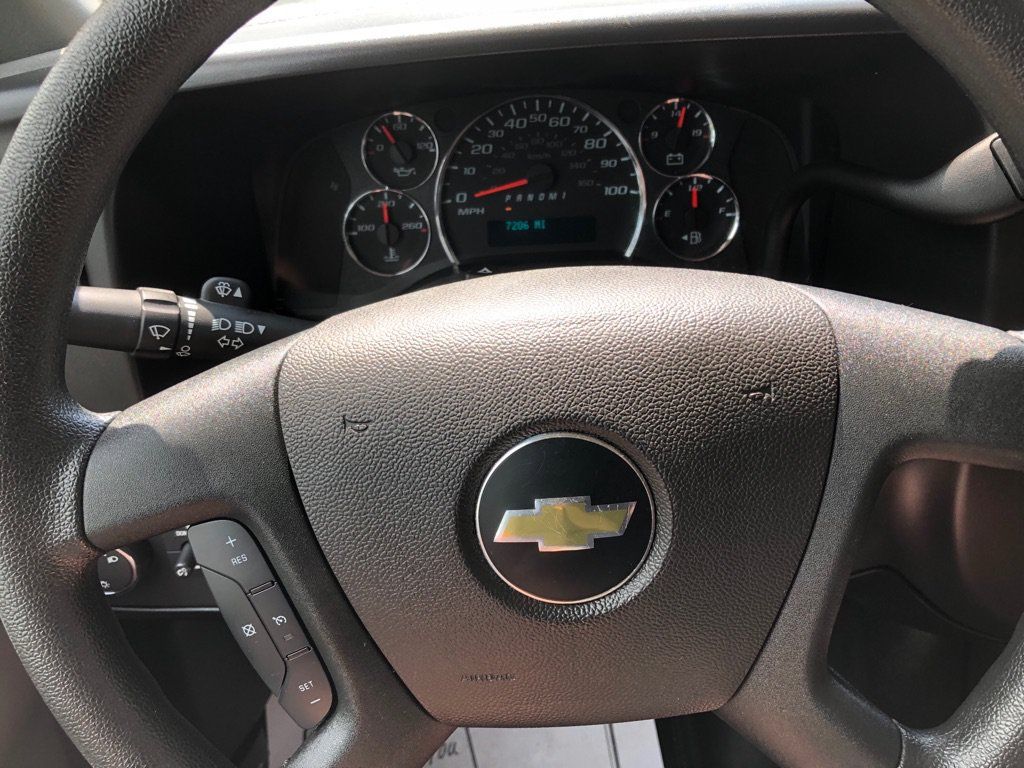 Used 2025 Chevrolet Express 2500 w/ Driver Convenience Package RWD image 30
