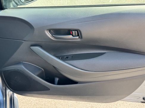 Used 2025 Toyota Corolla LE FWD image 22
