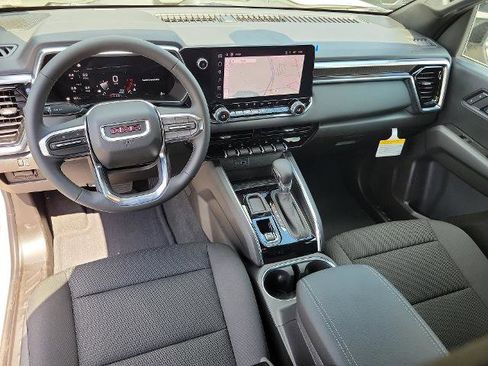 New 2026 GMC Canyon Elevation w/ Convenience Package RWD image 16