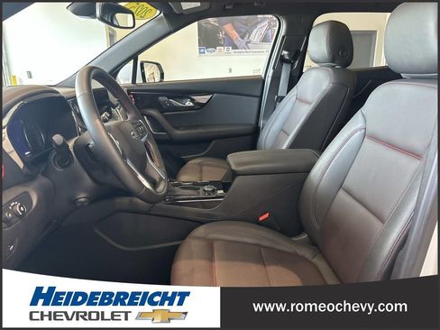 Used 2025 Chevrolet Blazer RS w/ Enhanced Convenience Package AWD/4WD image 13