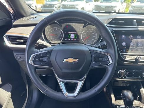 Certified 2021 Chevrolet TrailBlazer ACTIV w/ Technology Package AWD/4WD image 16