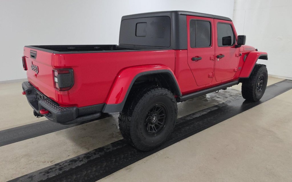 Used 2020 Jeep Gladiator Rubicon AWD/4WD image 4