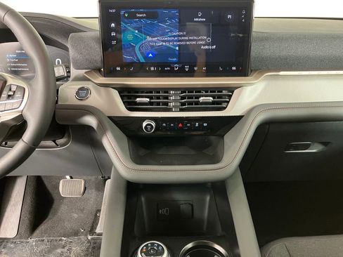 New 2026 Ford Explorer Active image 28