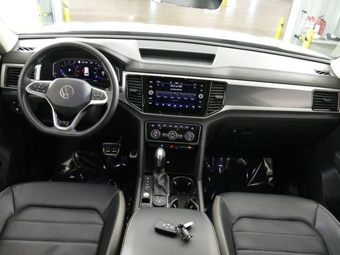 Used 2022 Volkswagen Atlas SEL Premium AWD/4WD image 25