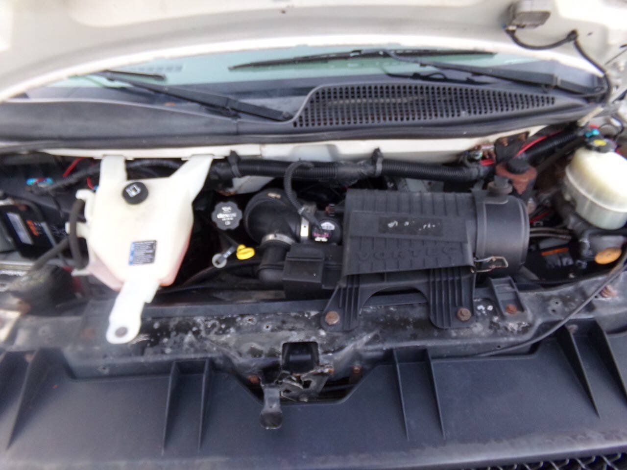 Used 2015 Chevrolet Express 2500 RWD image 32