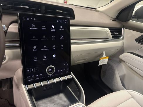 New 2026 GMC Terrain Denali AWD/4WD image 35