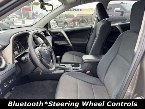 Used 2014 Toyota RAV4 LE image 3