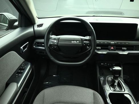 Certified 2025 Kia K4 EX FWD image 33