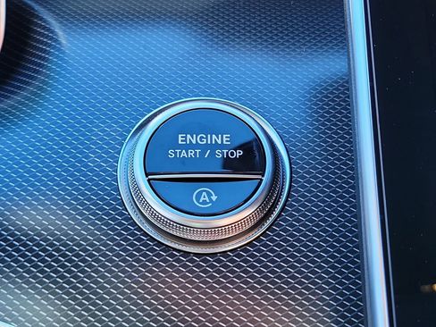 New 2026 Mercedes-Benz C 43 AMG 4MATIC Sedan image 32