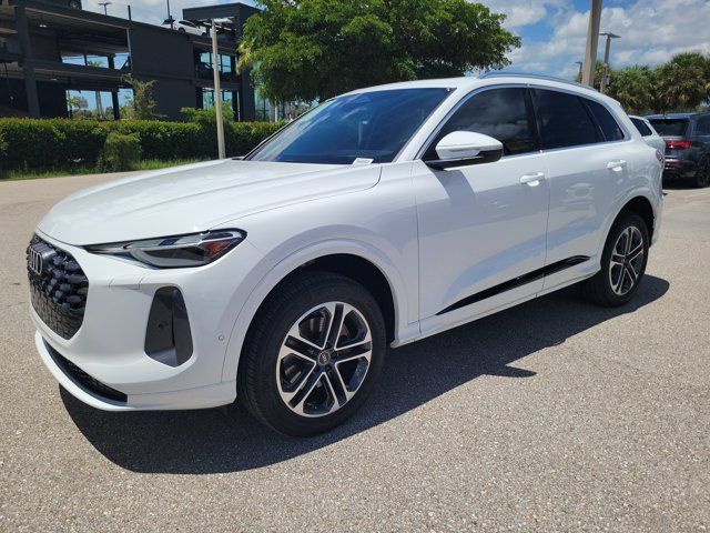 Certified 2025 Audi Q5 Premium w/ Convenience Package AWD/4WD image 4