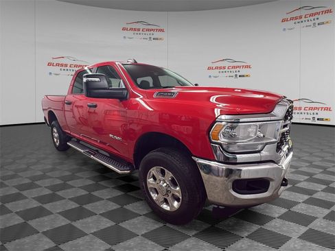 Used 2024 RAM 2500 Big Horn w/ Bed Utility Group image 1