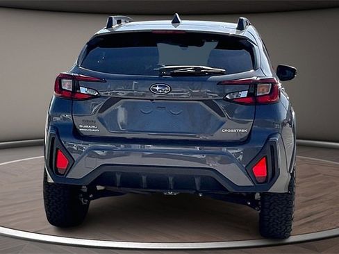 Used 2024 Subaru Crosstrek 2.5i Limited w/ Crosstrek Mirror Package image 4
