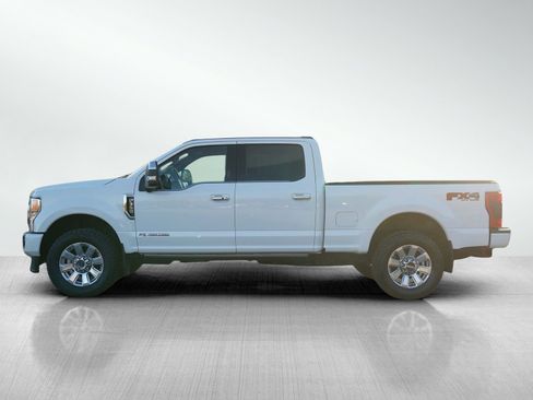 Used 2022 Ford F350 Platinum w/ FX4 Off-Road Package image 2